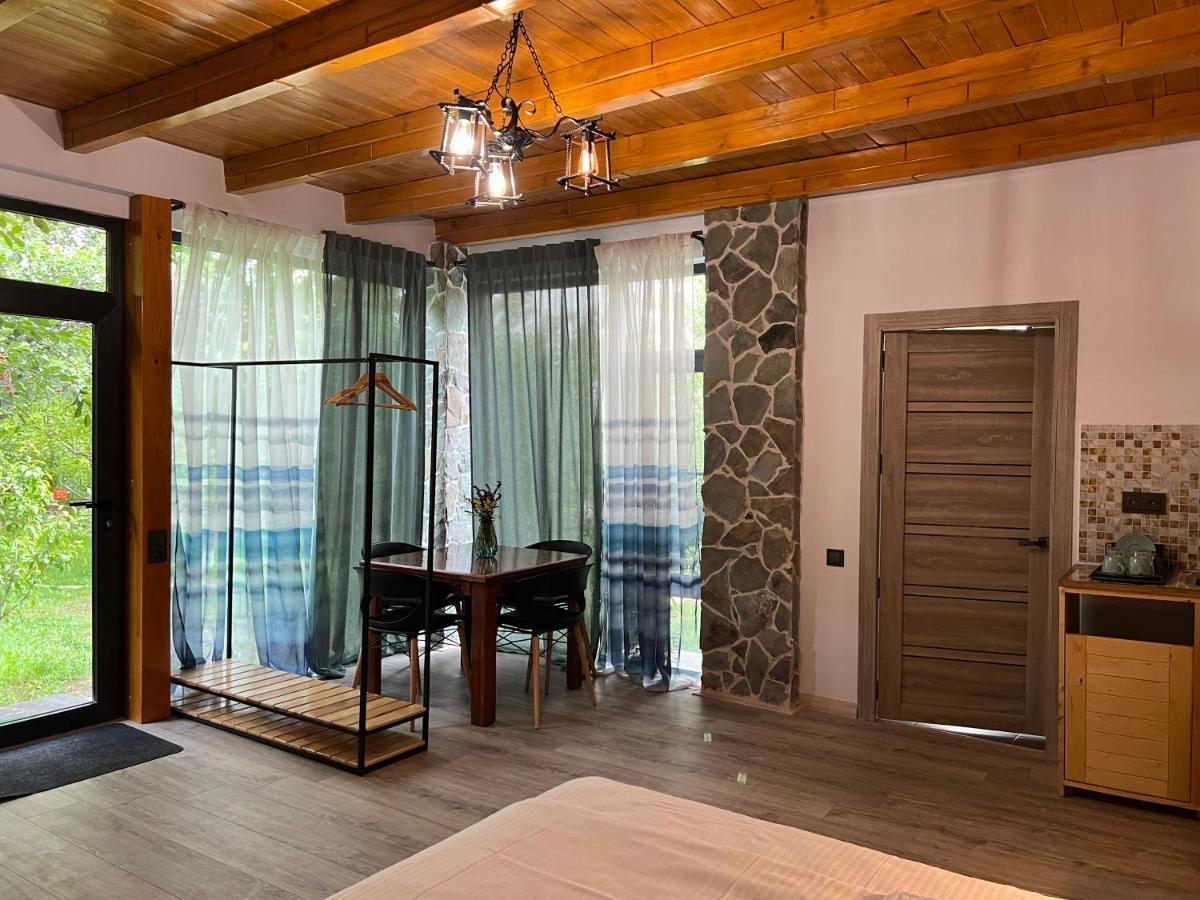 Green Stone Boutique Hotel Yeghegnadzor Bagian luar foto