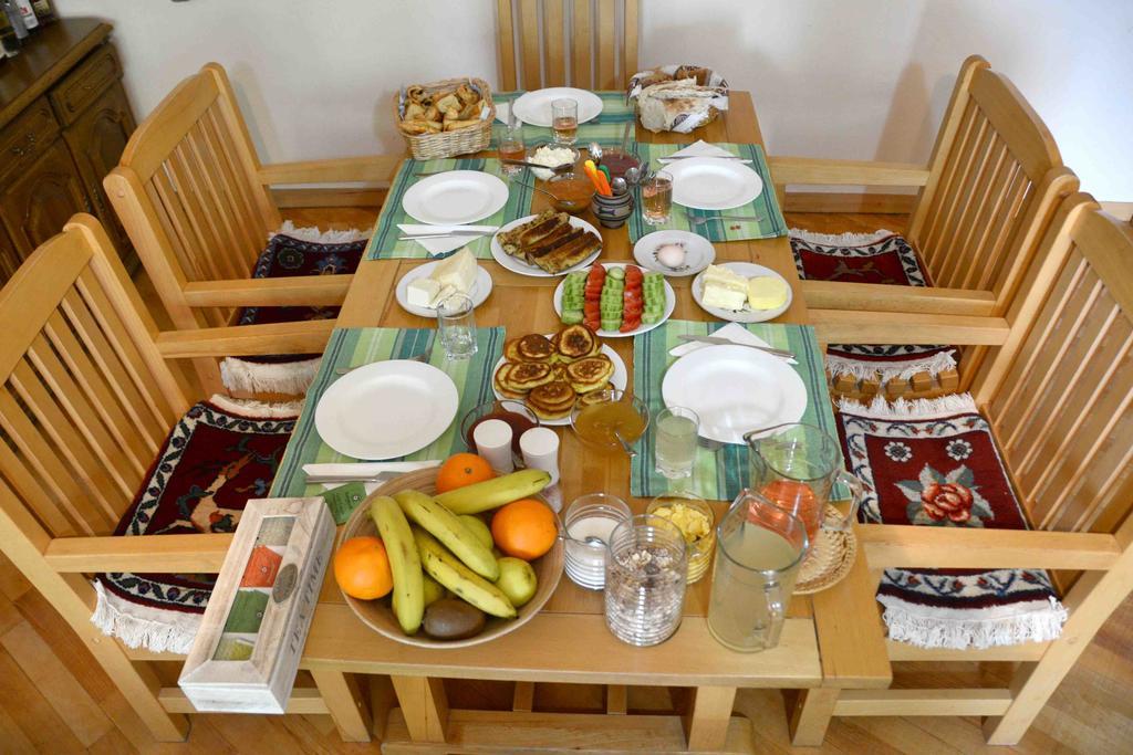 Green Stone Boutique Hotel Yeghegnadzor Bagian luar foto