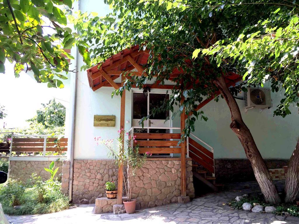 Green Stone Boutique Hotel Yeghegnadzor Bagian luar foto