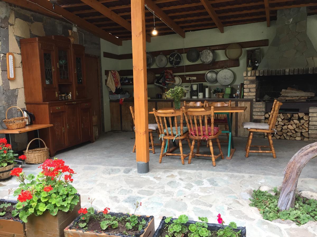 Green Stone Boutique Hotel Yeghegnadzor Bagian luar foto
