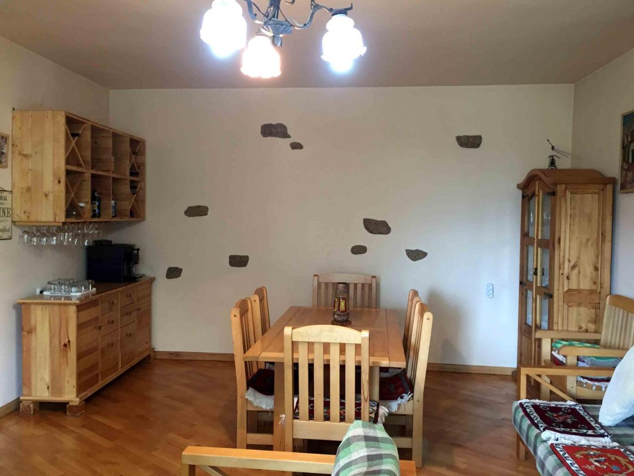 Green Stone Boutique Hotel Yeghegnadzor Bagian luar foto